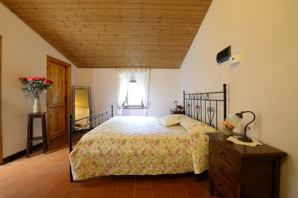 Le Querce Di Assisi Affittacamere Piano Delle Pieve Esterno foto